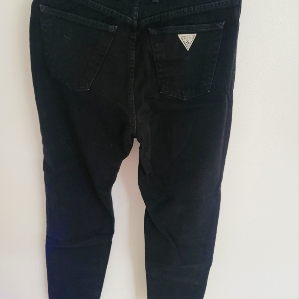 GUESS BLACK JEANS